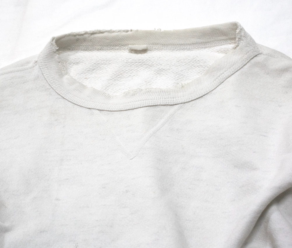 前Vのスウェット